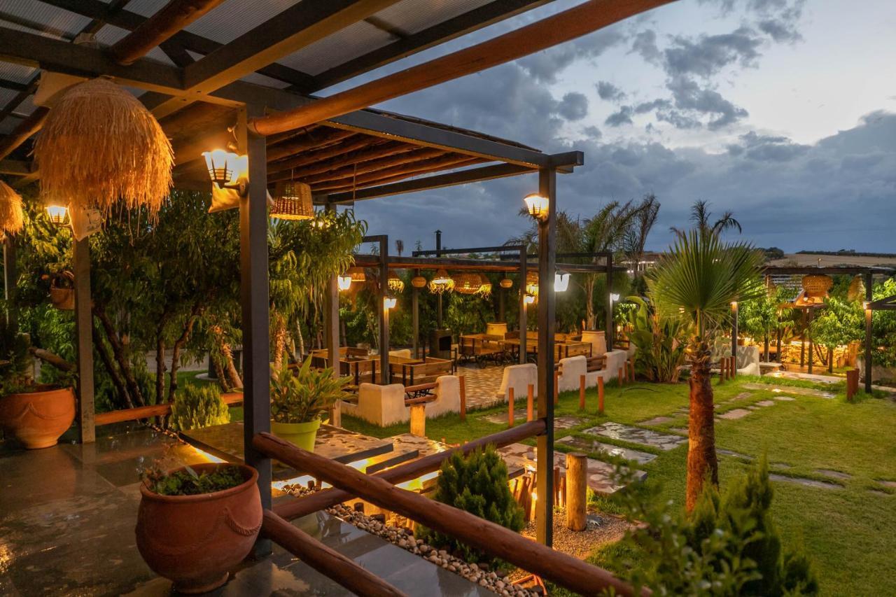 Riad Bella Montana Aïn Cheggag Exterior foto