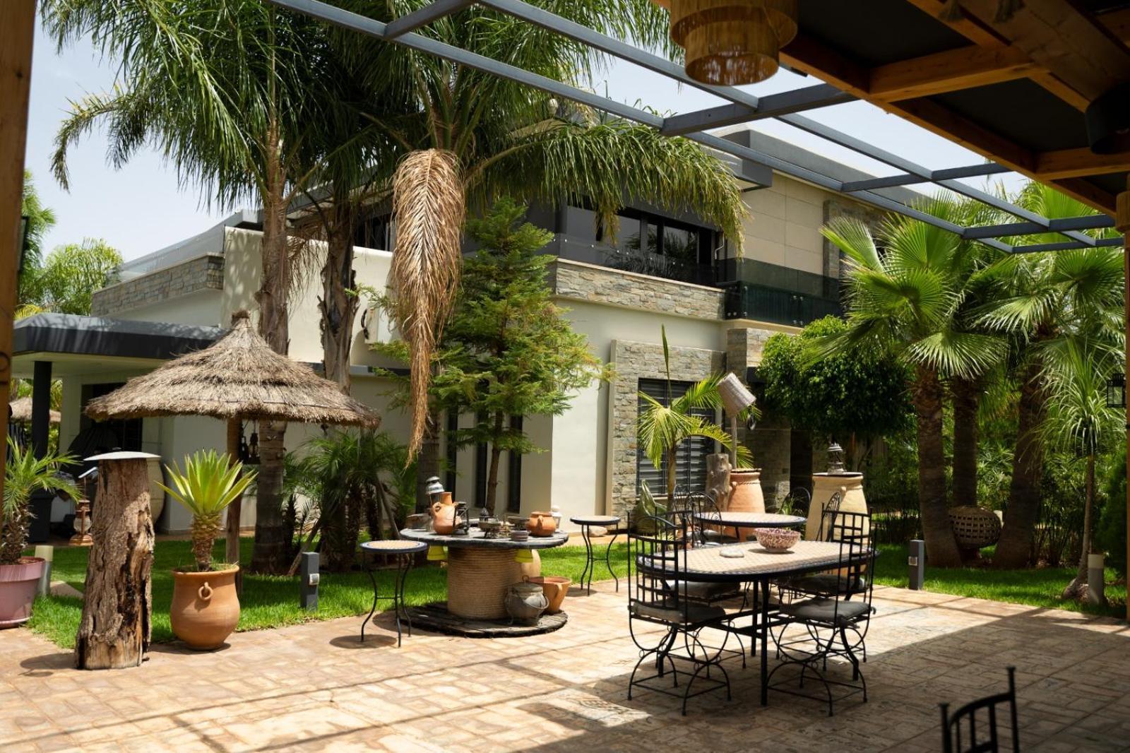 Riad Bella Montana Aïn Cheggag Exterior foto