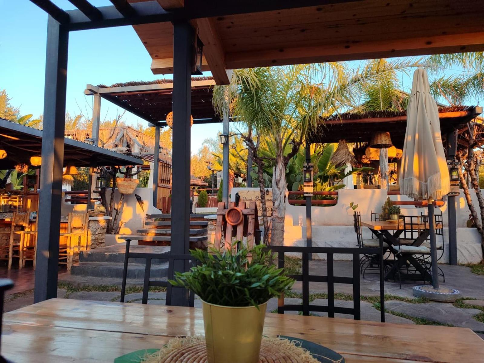 Riad Bella Montana Aïn Cheggag Exterior foto